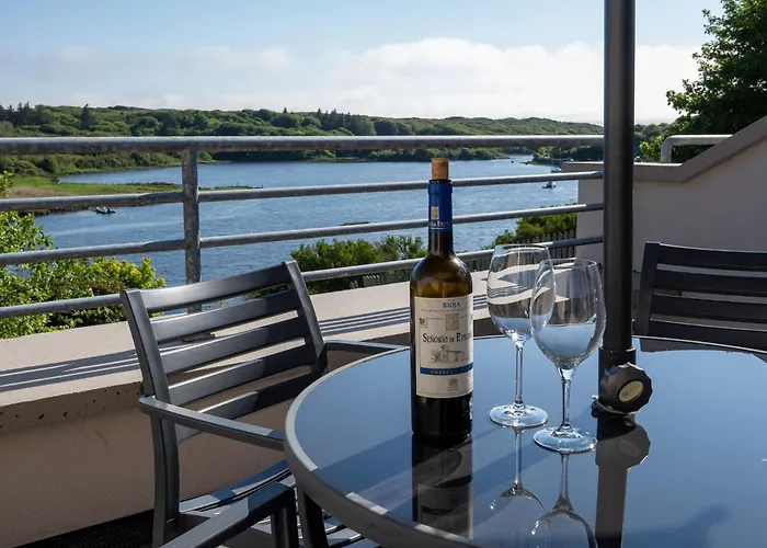 4 Harbour Heights * Clifden