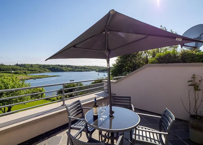 4 Harbour Heights *